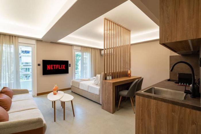 Elegant Suite Kypseli A1