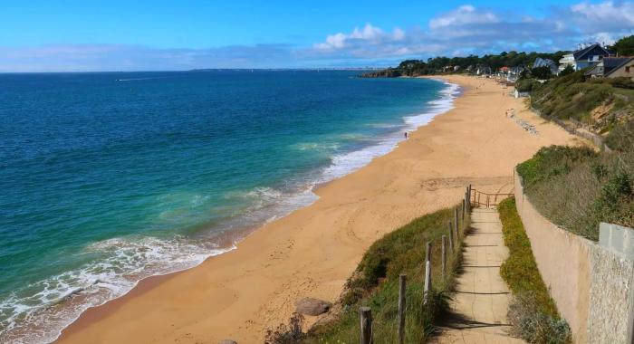 Maison cosy idéale pour 2 familles avec jardin à 10 min plage