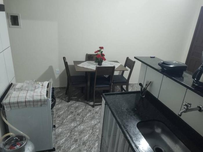 APÊs Centro Comercial Vilage