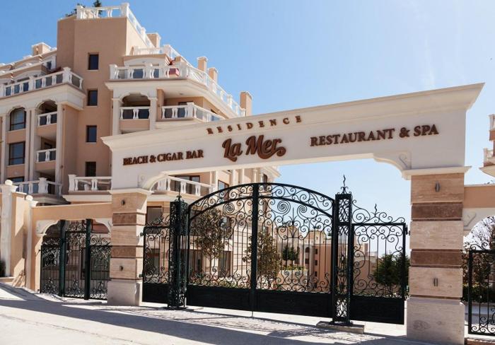 Апартамент с изглед към морето в Ла Мер