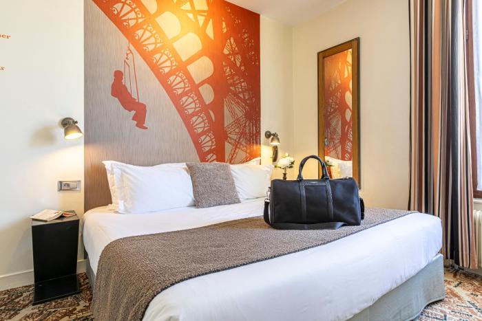 Hotel Alpha Paris Eiffel by Patrick Hayat