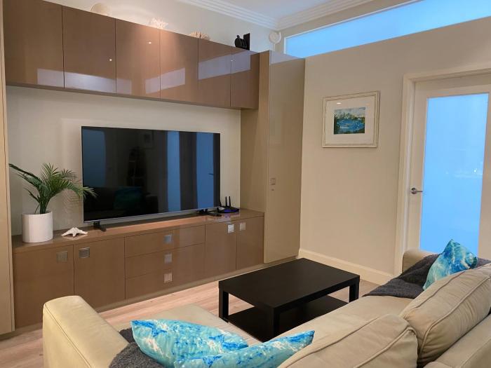 Chic apartment near Sydney Harbour