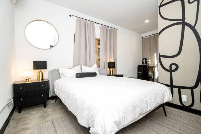 Steps to Bathhouses, Restaurants, Heart of Downtown, Room # 301