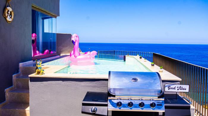 Heated Pool Penthouse with Stunning Views