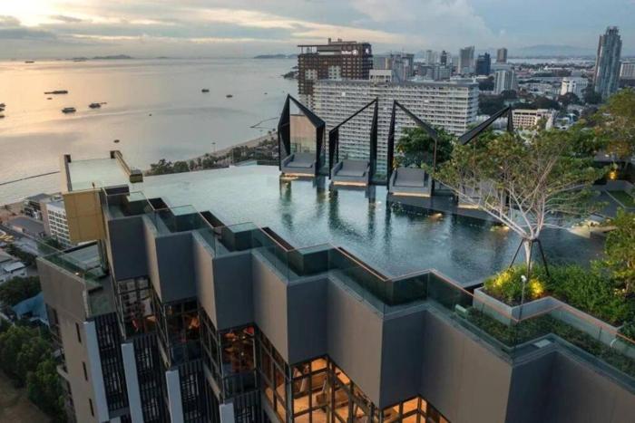 Seaview Urban Retreat Edge 1 Expansive Bedroom