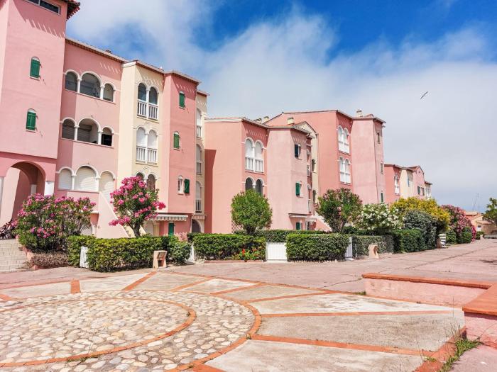 Apartment Pointe Vermeille-1 by Interhome