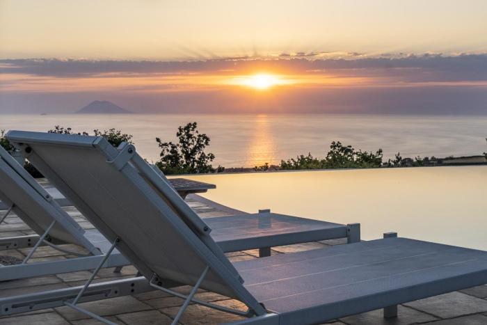Casetta Nonna Lina - Charming house with amazing seaview and private pool