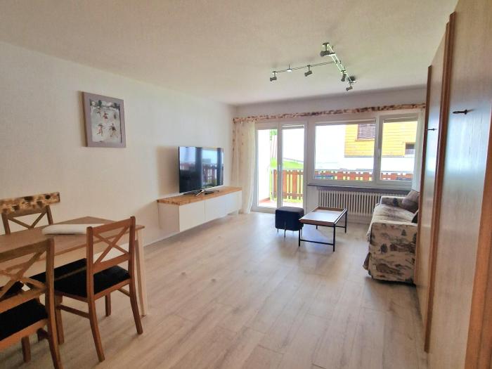 Familienfreundliche Studio 42m2 mit gratis Parking und WiFI nahe Sportaren und Torrentbahn