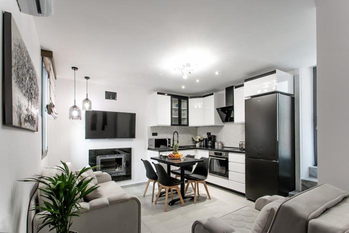 Frinas House Skiathos