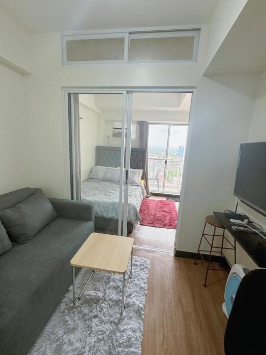 Satori Residence Condo with Balcony