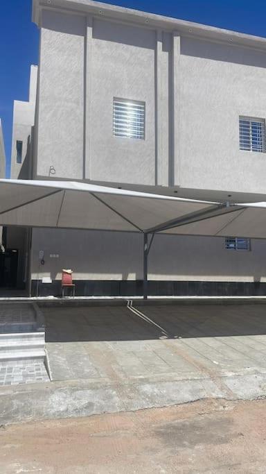 شقة فاخرة حي النبلاء عوائل فقط