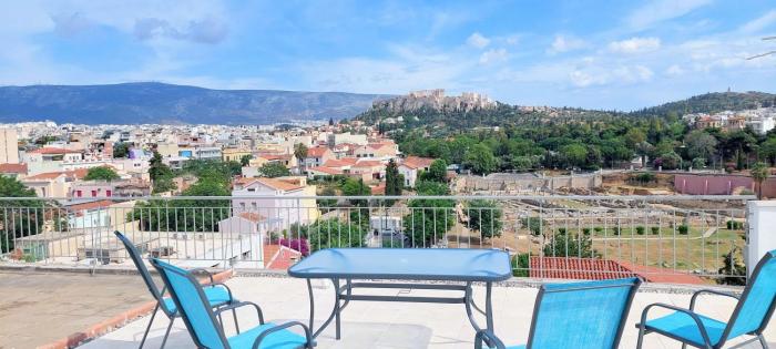 Charming Acropolis view apartment