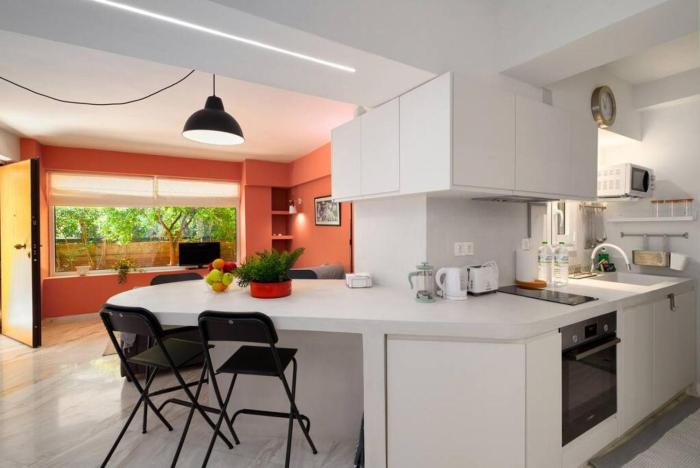 Gly3 65m2 sunshine oasis in Glyfada