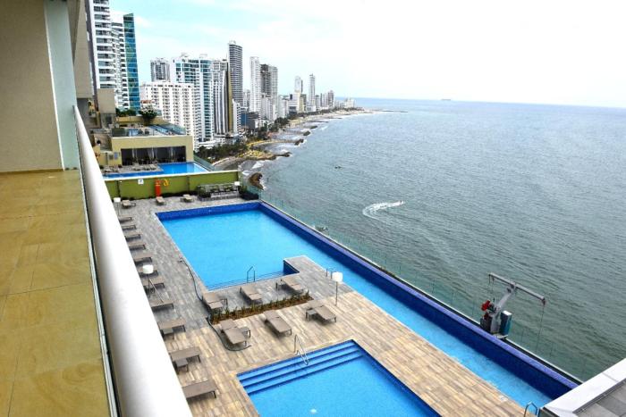 Apartamentos en Edificio H2 Bocagrande Cerca al Mar