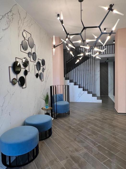 EVRA APARTMENTS ROYAL- FREE private parking