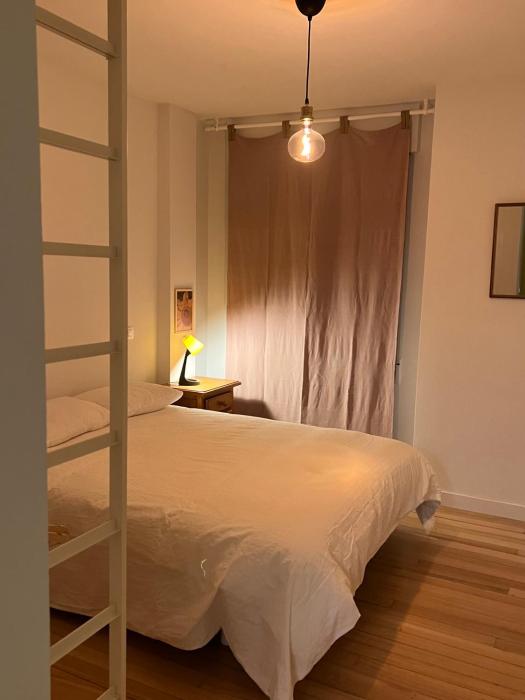 Stylish central apartment ideal for couples or small families