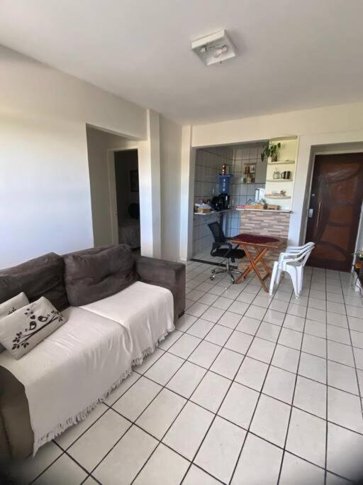 Apartamento mobiliado