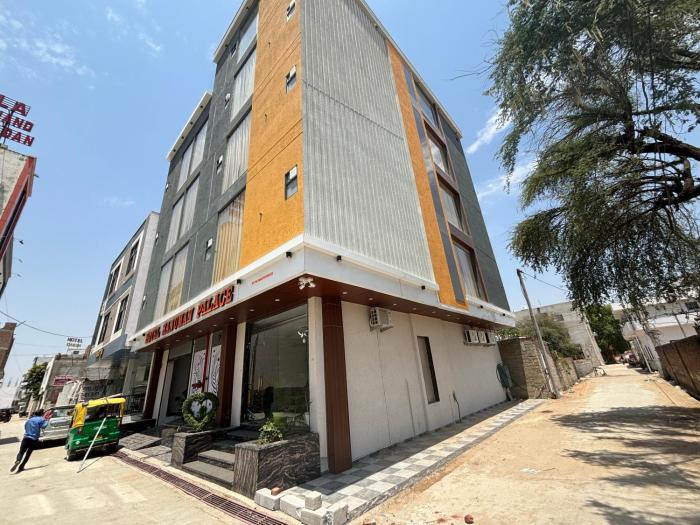 Hotel Hanuman Palace-450 meter Khatu Shayam Ji Temple