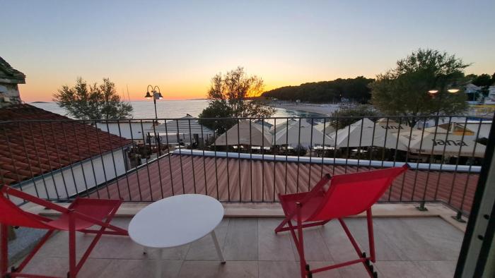 Apartment Primosten Adiomare