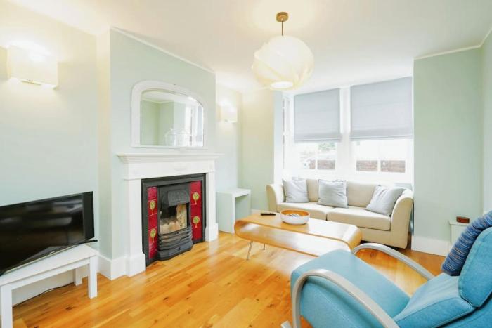 Stunning, newly renovated, Edwardian townhouse
