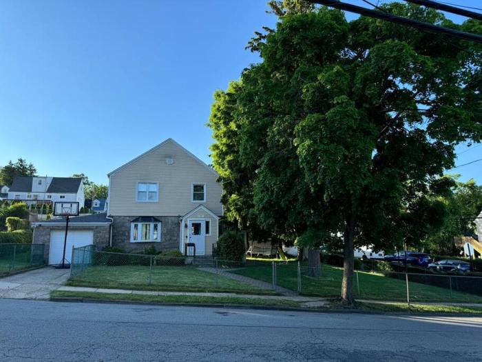 La Casa Bonita Near NYC