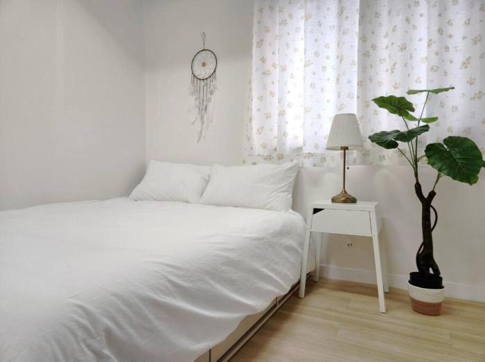 Relaxing in Downtown