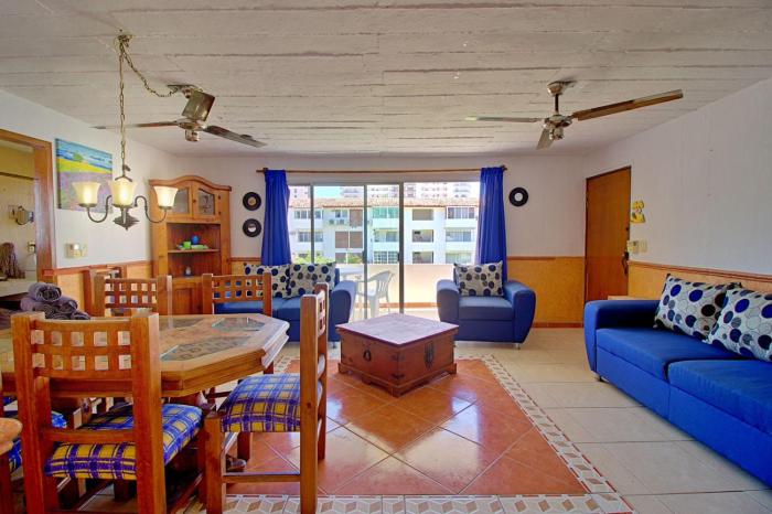 Grupos Condo Marina 3 Units Piscina Playa Galerias