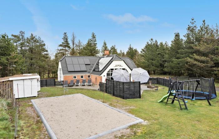 Gorgeous Home In Nørre Nebel With Sauna