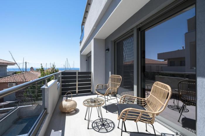 Nikiti Summer Gem 2 by Luxlikehome