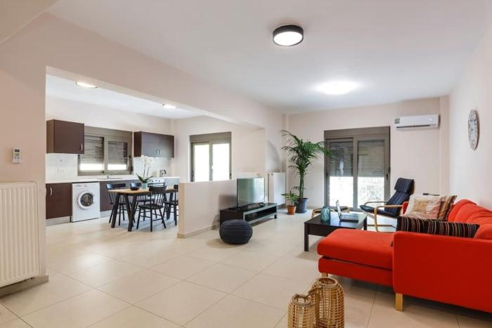 J&G Rhodes city flat