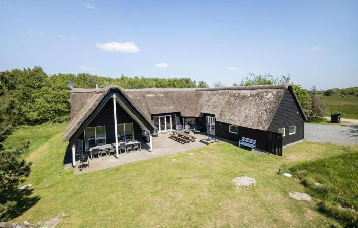 Amazing Home In Rømø With Sauna