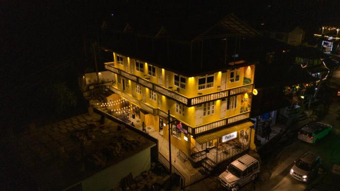 Whoopers Hostel Jibhi