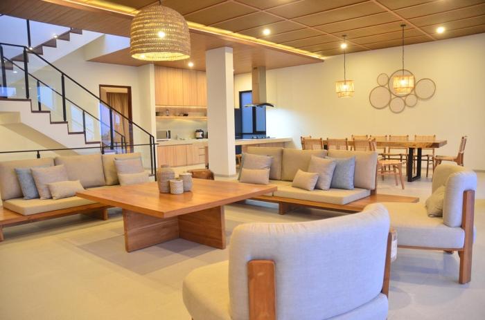 Sunrise City View Villa 9 bedrooms with a private heated swimming pool and billiard