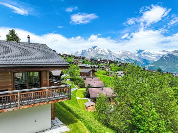 Chalet DArby by Interhome