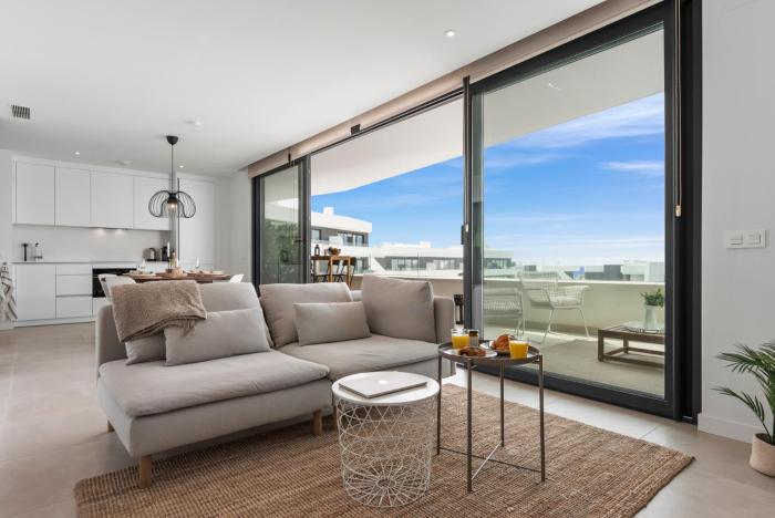 Casa Olivia Higueron West