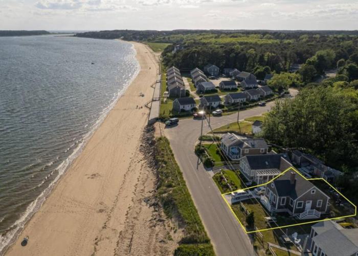 Light on the Mayo Beach