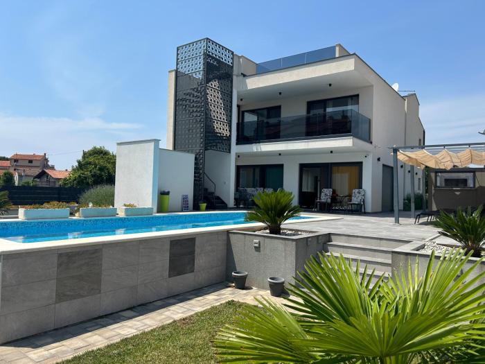 Villa Korina , Pomer