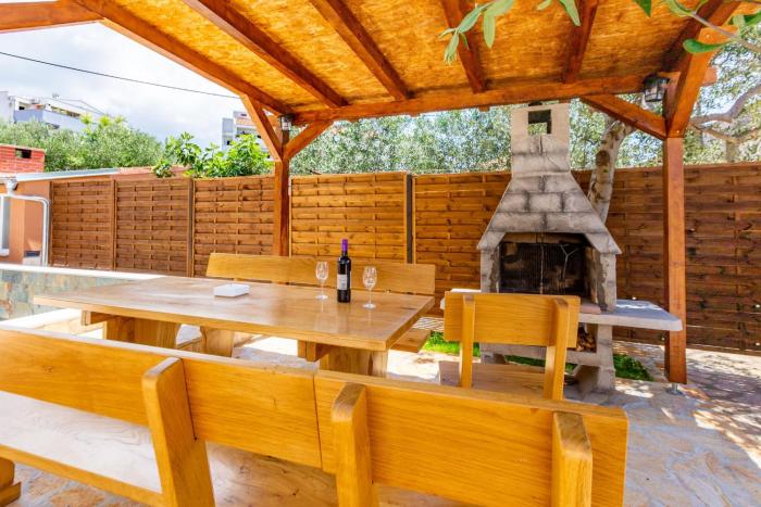 Brane Apartments with swimming pool