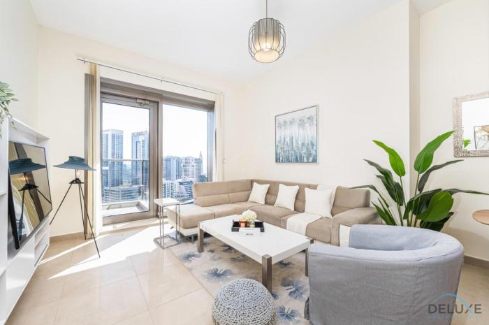 Charming 1BR Apartment in Sparkle Tower 1, Dubai Marina by Deluxe Holiday Homes