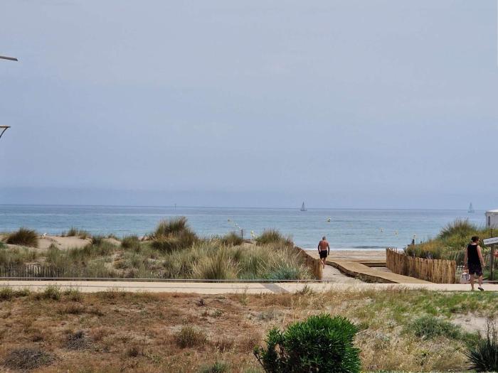 Appartement à 2 pas de la plage avec terrasse et parking - FR-1-387-150