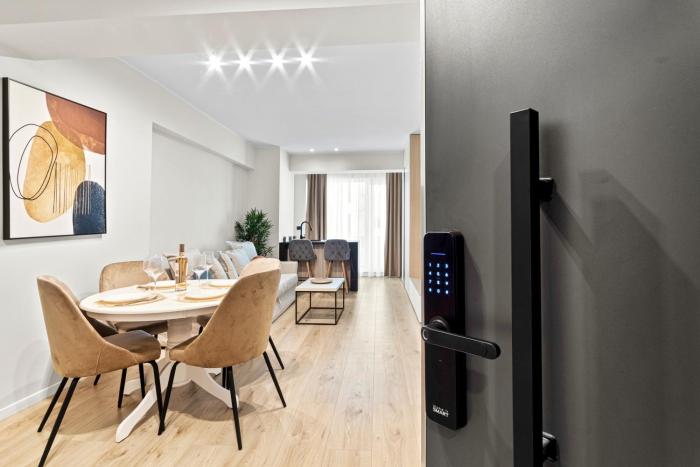 Evana FrontSea - Jacuzzi & Sauna Infinity Resort