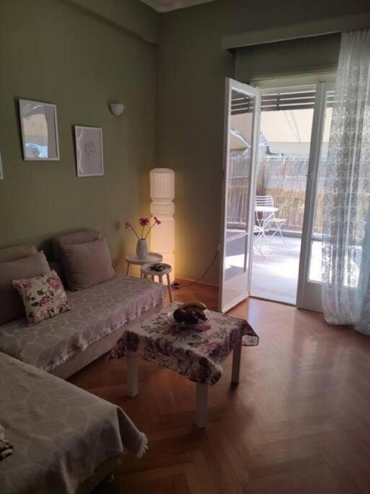 lovely penthouse at the center!