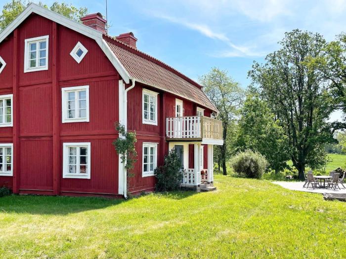 8 person holiday home in HÖGSBY