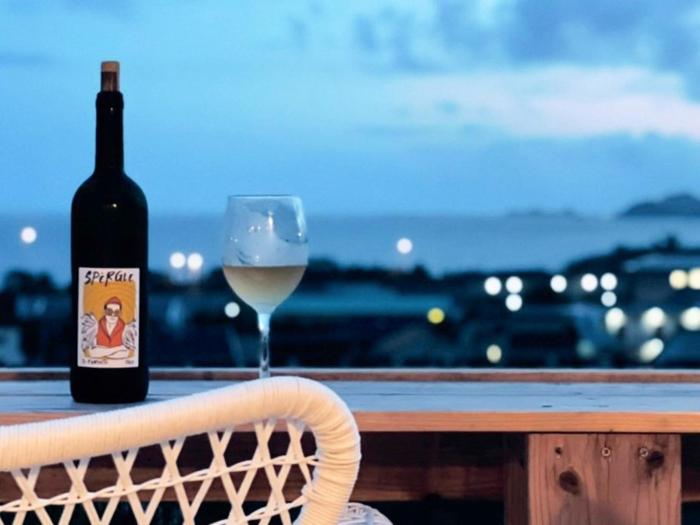 and SEA The Terrace 海を感じながら料理を楽しみ開放的なTerraceで過ごす