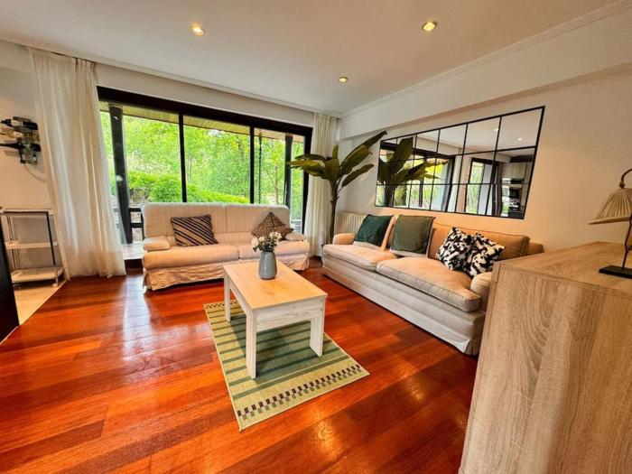 Casa rural y moderna