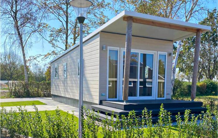 Nice Home In Scherpenisse With Kitchen