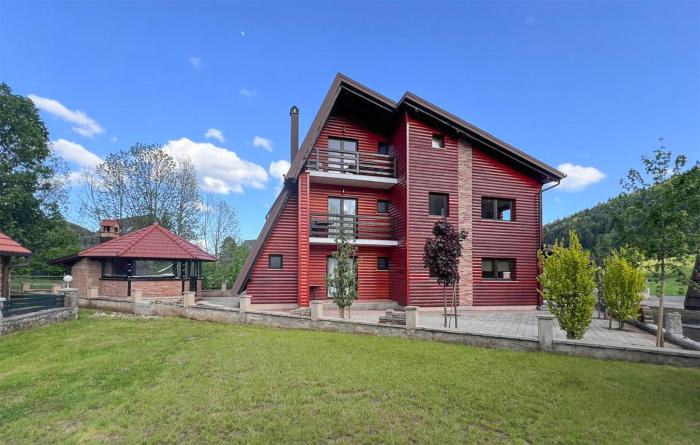 5 Bedroom Amazing Home In Jasenak