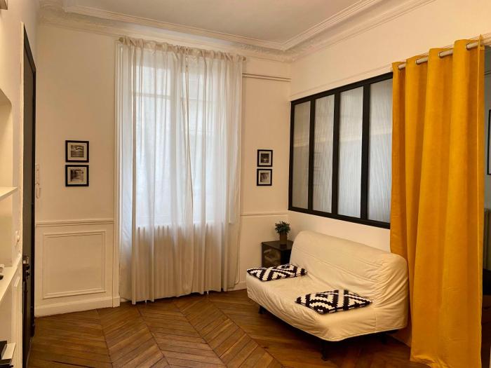 Charmant appartement Paris 8.