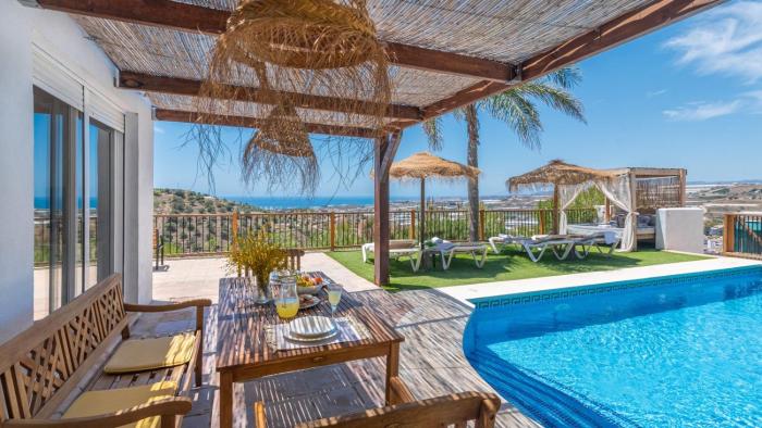 Casa La Yedra Algarrobo by Ruralidays