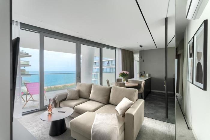 Your Holidays Waves D976